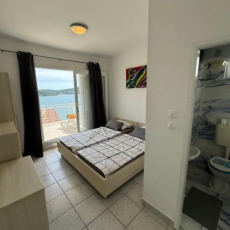 Marina Apartmani Tisno Murter 外观 照片