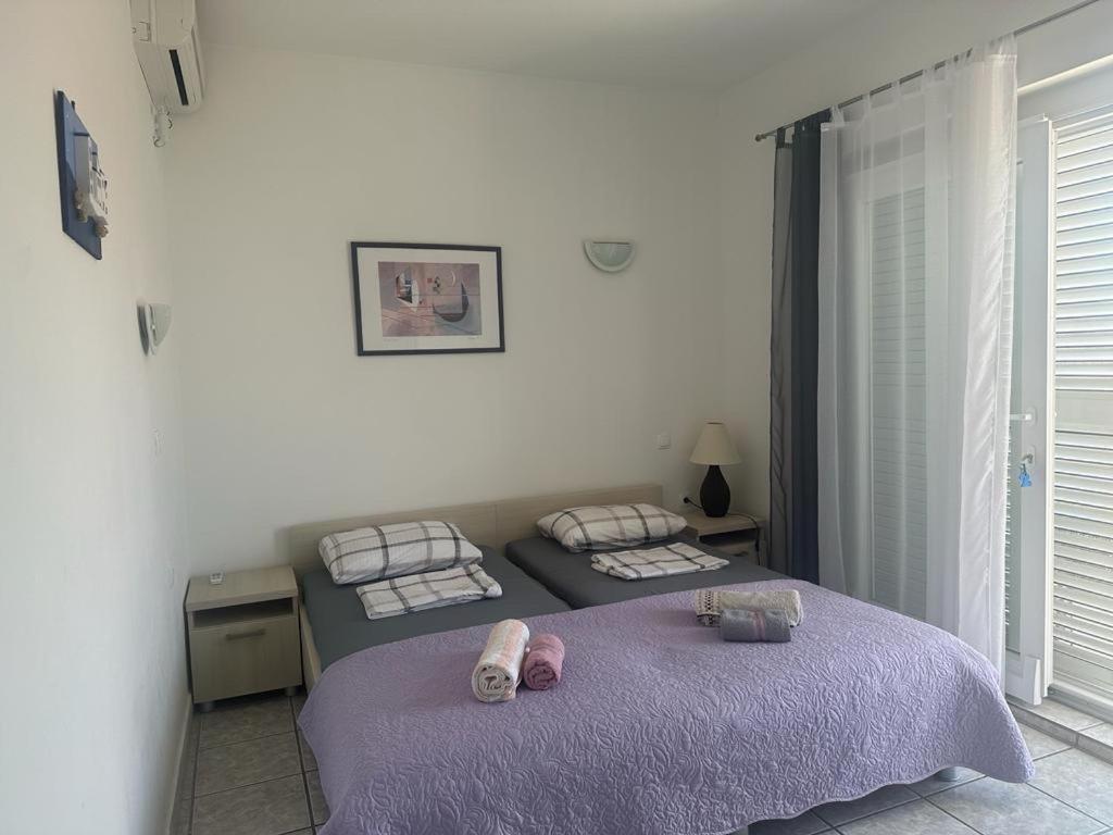Marina Apartmani Tisno Murter 外观 照片