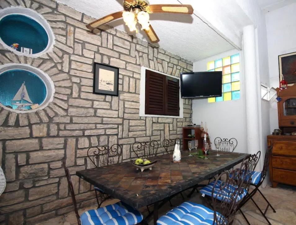Marina Apartmani Tisno Murter 外观 照片
